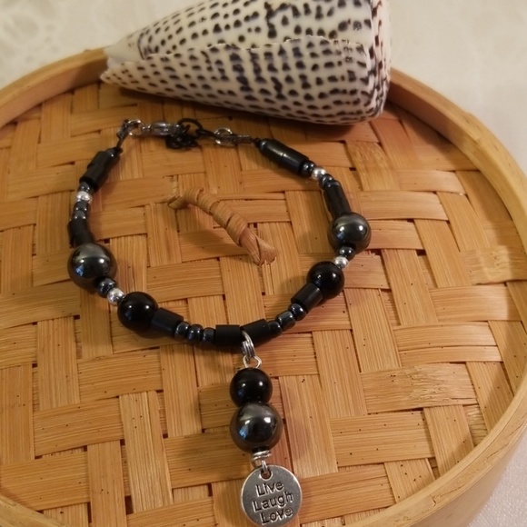 LIVE LAUGH LOVE Ankle Bracelet - Picture 5 of 6